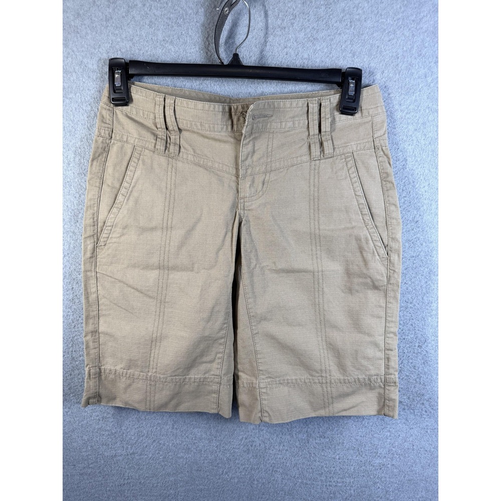 The North Face Shorts Womens‎ 4 Beige Bermuda Long Hiking Casual Trail Outdoor